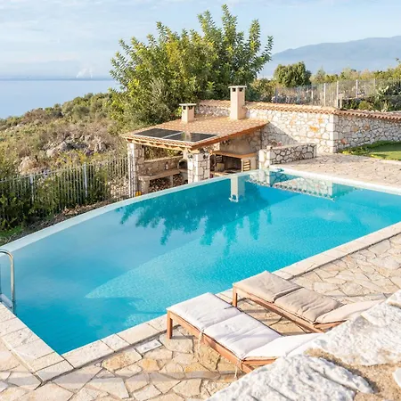 Villa Afrodite's House