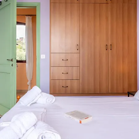 Villa Afrodite's House