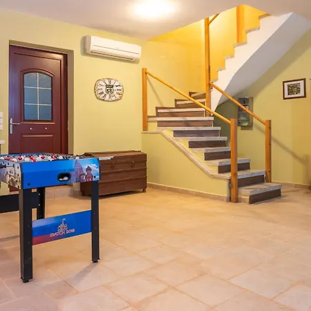 Villa Afrodite's House