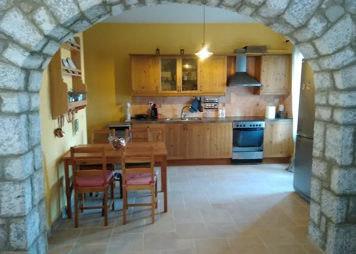 Willa Afrodite's House *